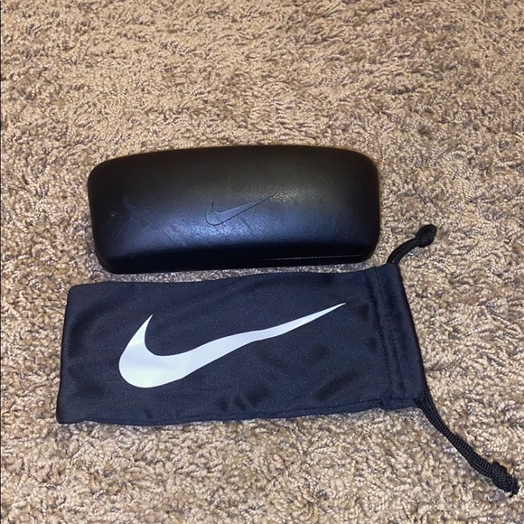 Nike brand glasses case and bag